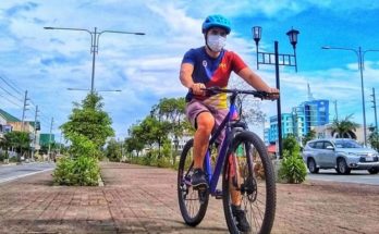 Iloilo cyclist at bikelane.