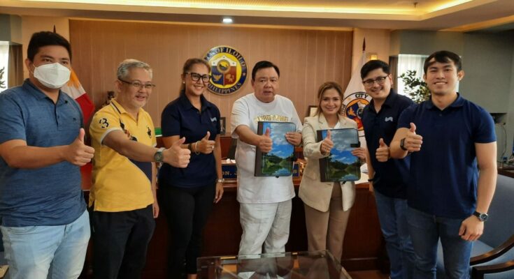 IN PHOTO: (L-R) Coun. Miguel Treñas, Exec. Assistant for Utilities Francis Cruz, Metro Pacific Water Chief Operating Officer Maida Bruce, Mayor Jerry Treñas, Rep. Juliene Baronda, MPW Assistant Vice-President for Business Development and MPW Associate Legal Carlos Pagdanganan